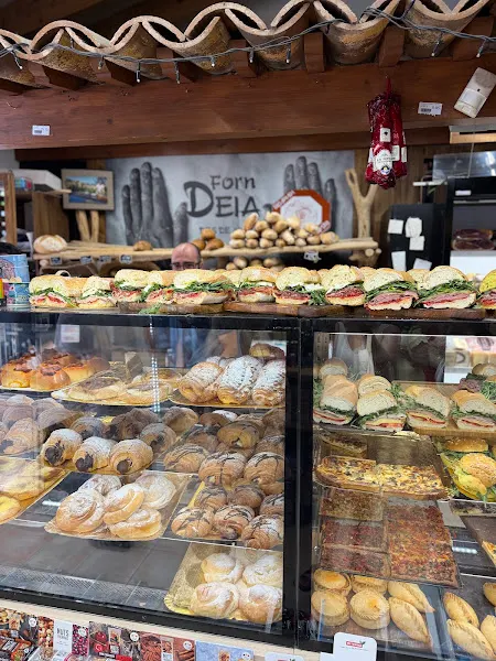 FORN DEIÀ - Panadería en Deya - foto 2