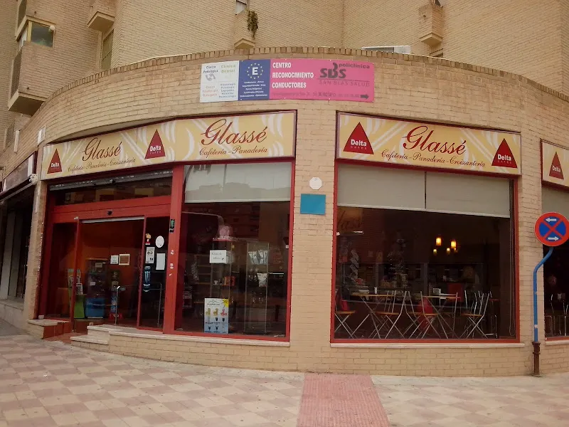 Panaderia Cafeteria Glassé - Panadería en Alicante - foto 2