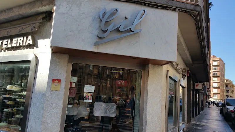 Confiterías Pastelerías Gil - Pastelería en Salamanca - foto 2