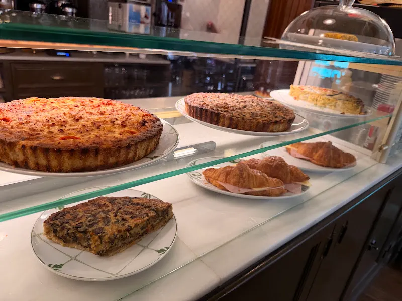 Etxe zuri txikia bakery - Pamplona
