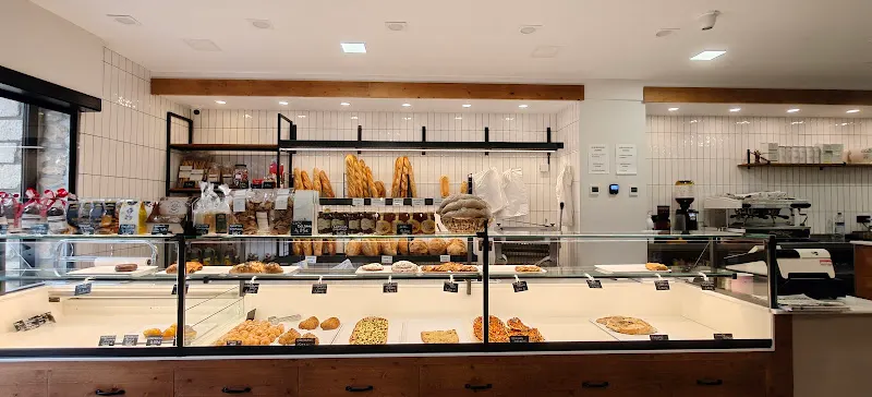 Panadería y pastelería Mauri - Panadería en Ager - foto 2