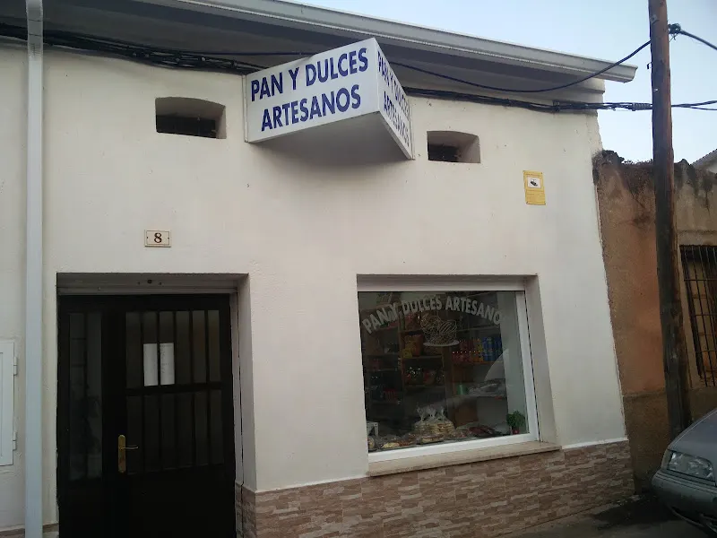 Pan y dulces artesanos - Navalpino