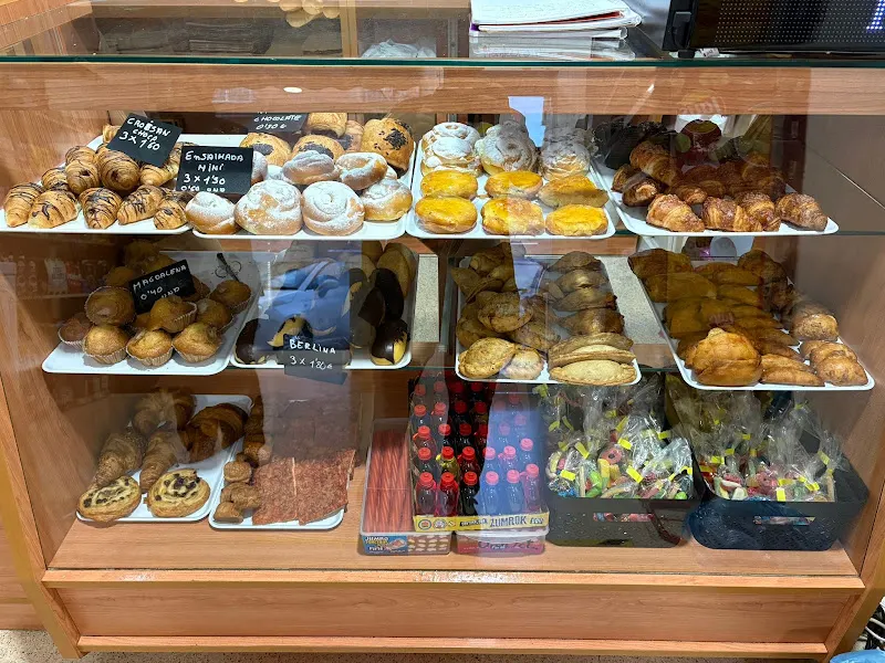 Despacho de pan Izquierdo - Panadería en Alicante - foto 2