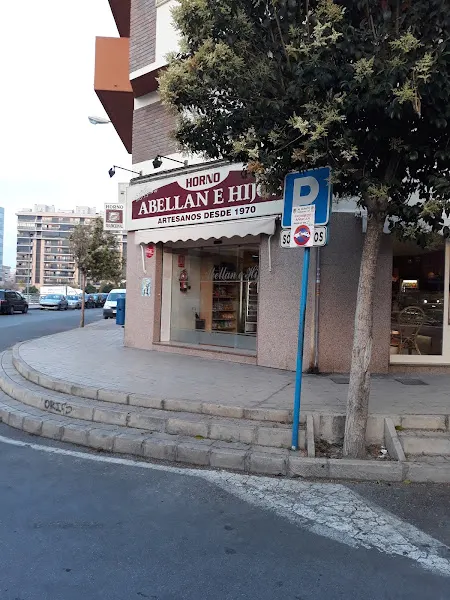 Horno Abellán e hijos - Panadería en Alicante - foto 2