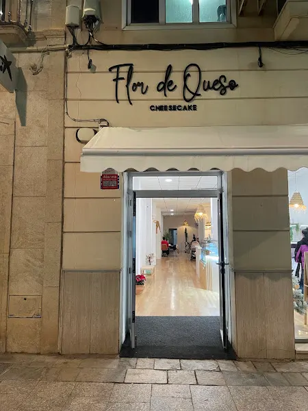 Flor de Queso Cheesecake - Tienda de tartas en Almería - foto 2