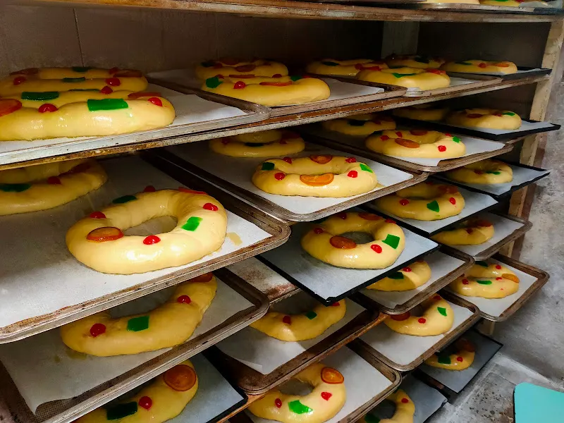 Panadería Gaspar zapatero - Panadería en Palacios de la Valduerna - foto 2
