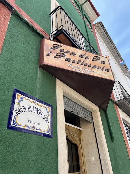 Forn de Pa i Pastisseria David Blasco - Panadería en Benimarfull - foto 2
