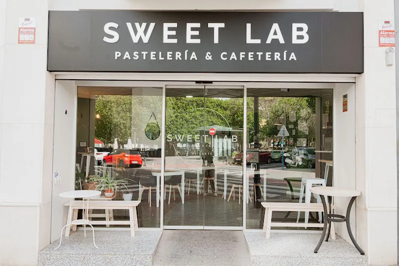 Sweet Lab | Pastelería Artesanal y Cafetería en Alicante - Pastelería en Alicante - foto 2