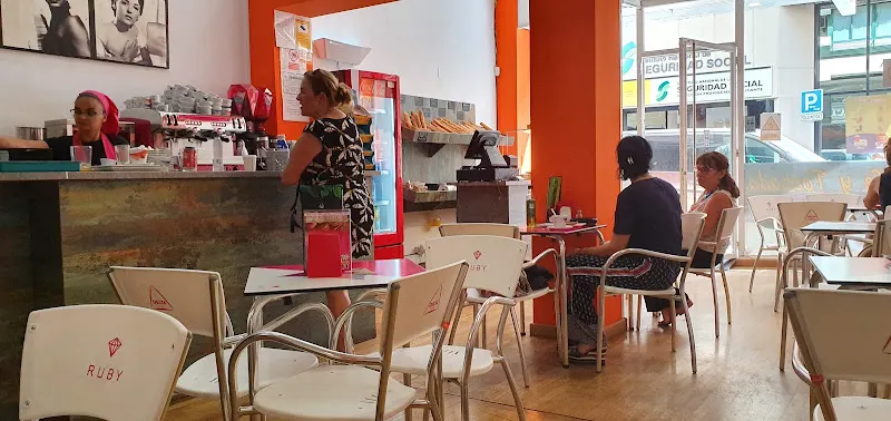 La Deliciosa - Panadería en Alicante - foto 2
