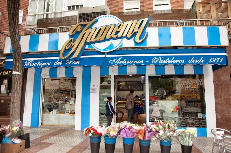 Pastelería, Panadería y Cafetería Ipanema de Lola José del Hierro - Panadería en Madrid - foto 2