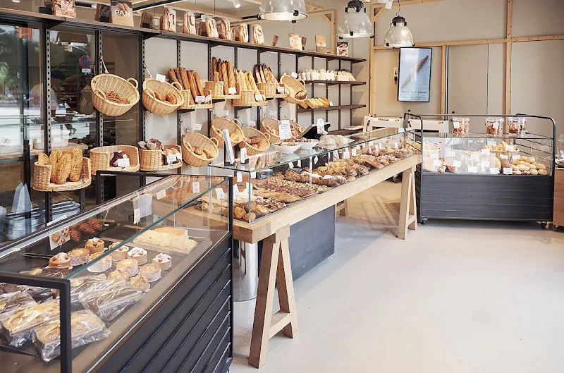 Turris Molina - Panadería en Barcelona - foto 2
