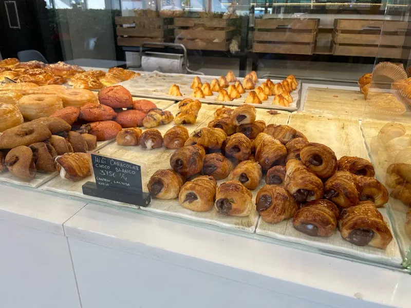 Horno Pastelería Sebastián Tatay Artesano - Panadería en Valencia - foto 3