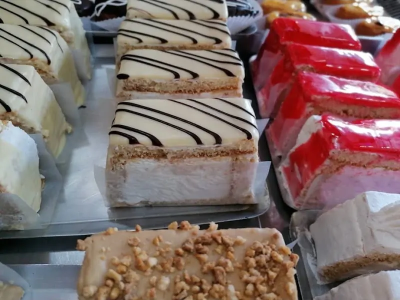 Panadería Ávila - Panadería en Málaga - foto 2