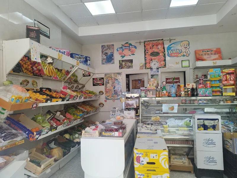 Frutería Panadería Montse