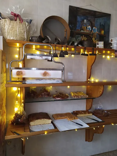 Panadería Elisa - Panadería en Villarroya de los Pinares - foto 2