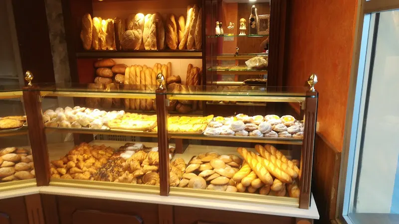 Forn de pa Colell - Panadería en Lleida - foto 2