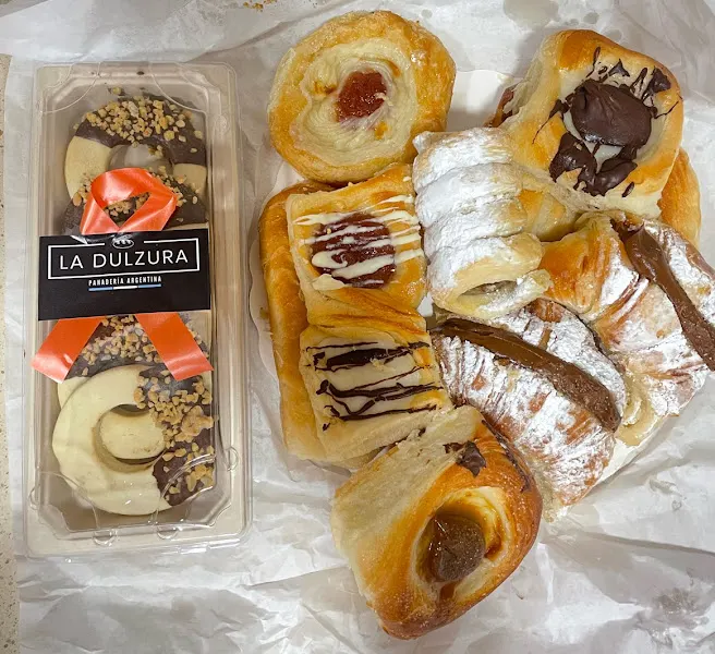 La Dulzura Panadería Argentina