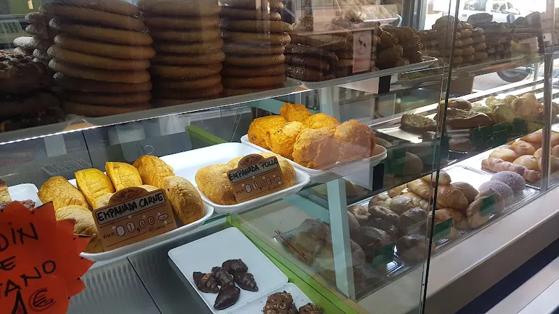 Ecuapan Panadería y Pastelería Artesanal - Panadería en Madrid - foto 2