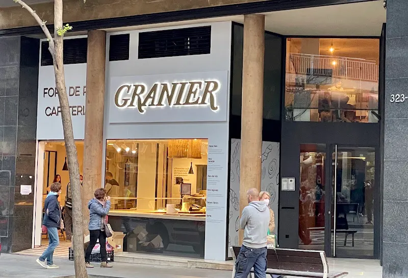 Granier Sants 323 - Panadería en Barcelona - foto 2