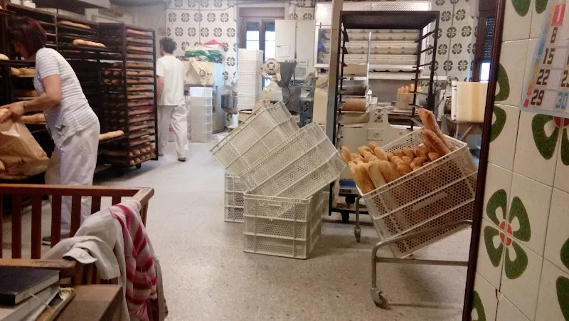 Julio Arroyo M S.l. - Panadería en Melgar de Fernamental - foto 2