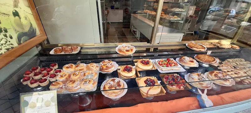 Pastelería Guadalajara - Panadería en Madrid - foto 3