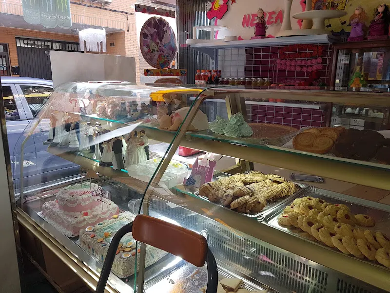 Pasteleria Panaderia Ecuador - Panadería en Madrid - foto 2