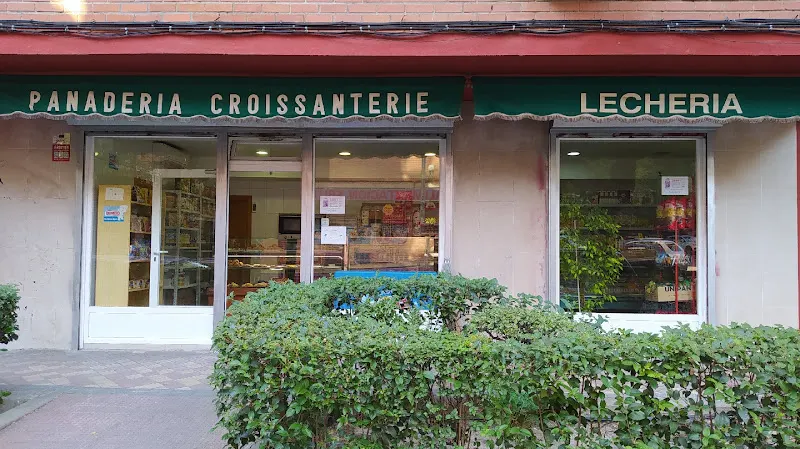 Luarca Panadería Croissanterie - Panadería en Madrid - foto 2