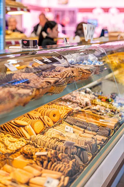 La28 (Centro Comercial) - Pastelería en Madrid - foto 2