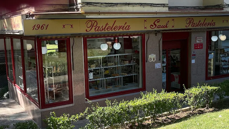 Pastelería Saúl (Calle Alcorisa 1) - Pastelería en Madrid - foto 2