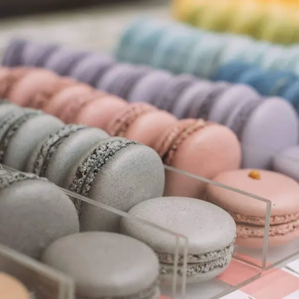 Chic Blue Macaron - Madrid