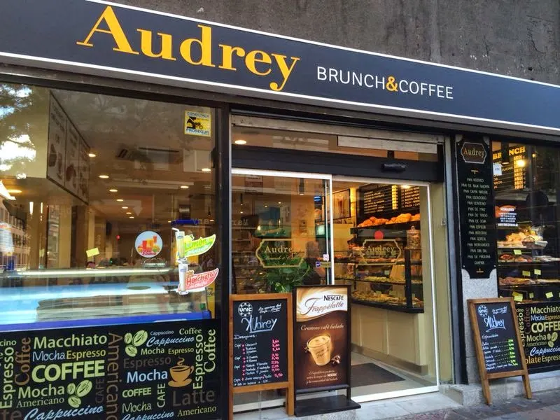 Panadería Cafetería Audrey - Panadería en Madrid - foto 2