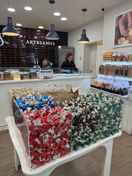 TORRONS VICENS MAYOR - Tienda de delicatessen en Madrid - foto 2