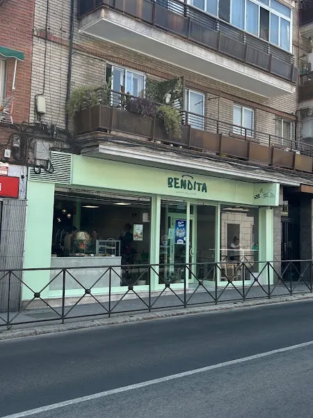 Bendita Bakery and Coffee - Pastelería en Madrid - foto 2
