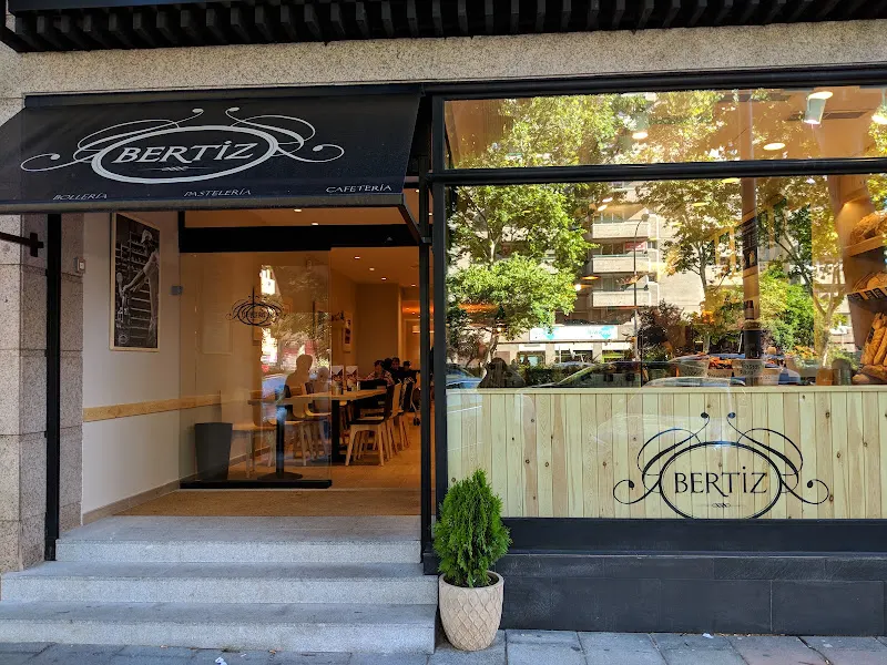 Panadería Bertiz - Panadería en Madrid - foto 2