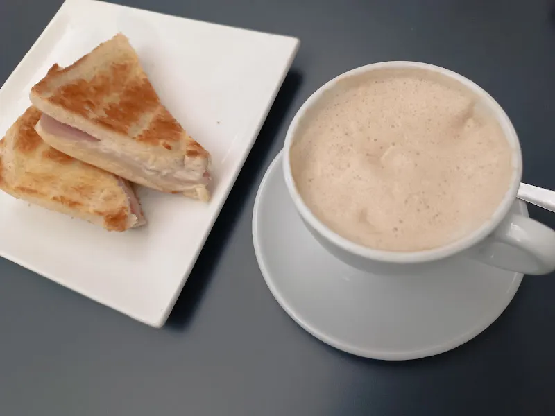 Cafe D'Ivonne
