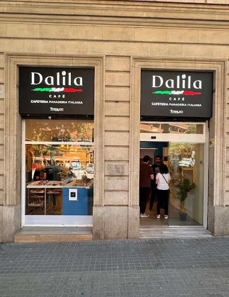 Dalila Cafè Panadería y Cafetería Italiana Barcelona - Panadería en Barcelona - foto 2