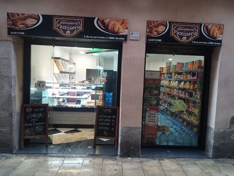 Ayan - Forn de Pa i Pastisseria - Panadería en Barcelona - foto 2