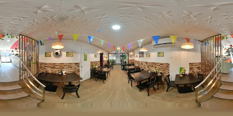 Panadería Colombiana La Hojarasca