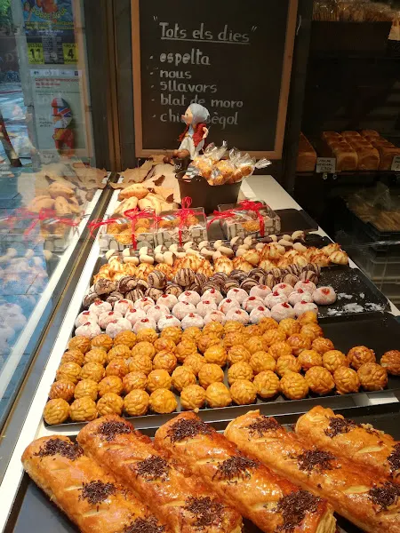 Enrich – Fleca i cafeteria
