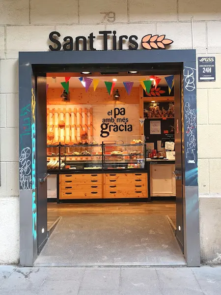 Forn Sant Tirs - Panadería en Barcelona - foto 2