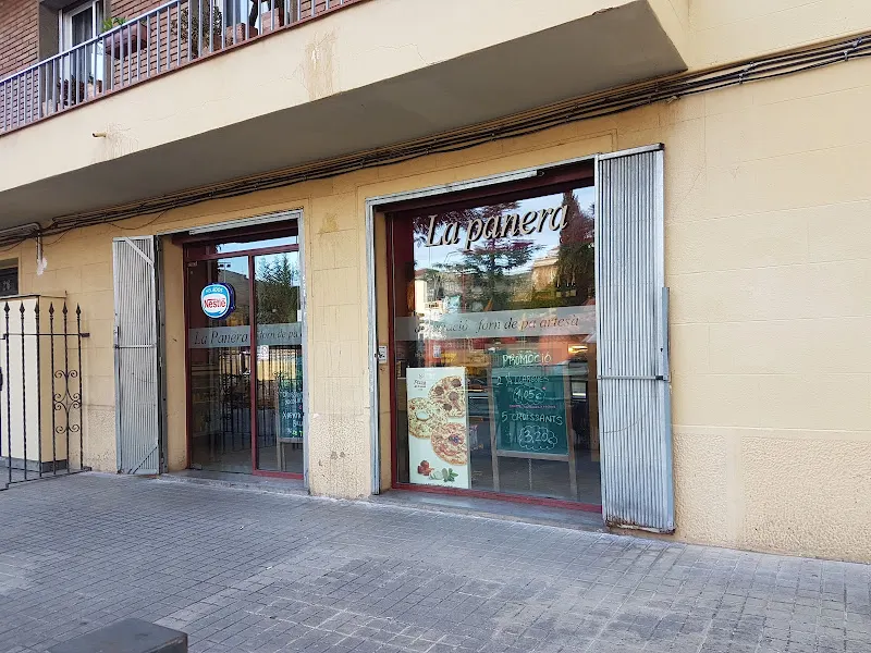 La Panera - Carrer Valldaura - Panadería en Barcelona - foto 2