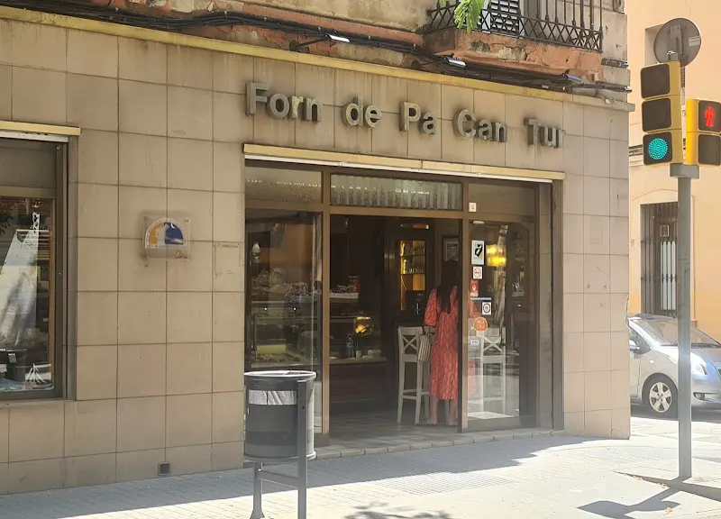 Can Tur - Panadería en Barcelona - foto 2
