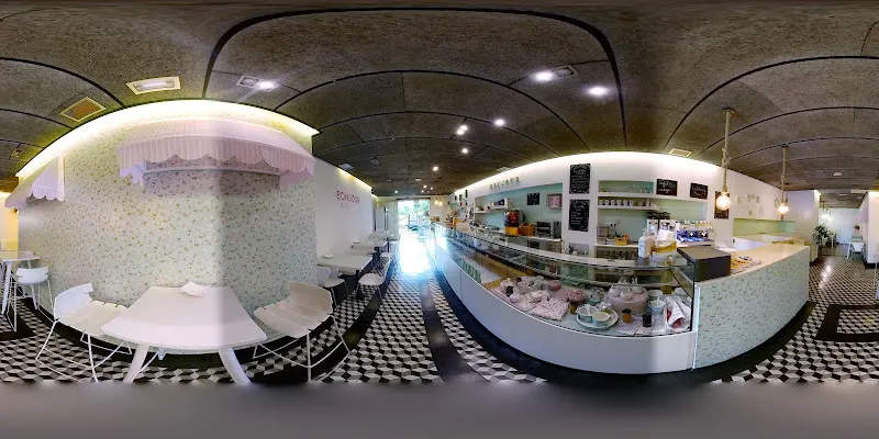 Bonjour Pastelería/Panadería - Panadería en Valencia - foto 2