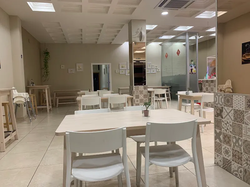 Mianpan Cafetería Panadería - Panadería en Valencia - foto 2