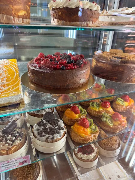 Santo Pecado, Coffee and Bakery