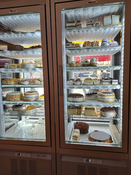 Forn Cafeteria Lliso - Panadería en Valencia - foto 2