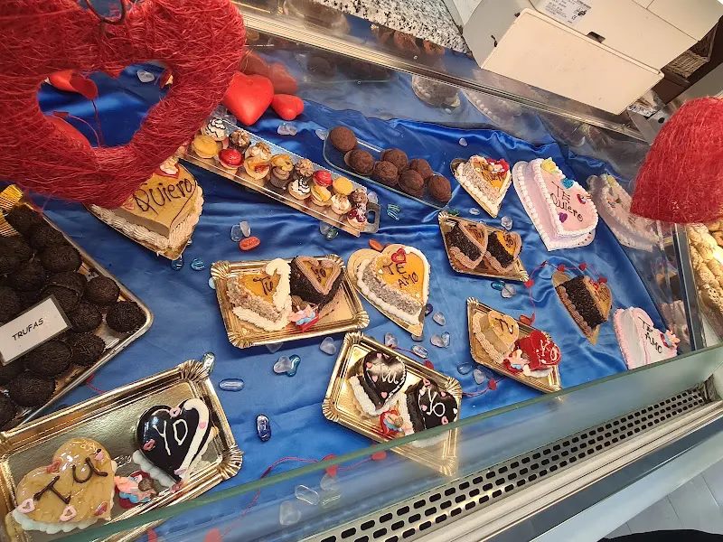 Horno San Vicente Pastelería-Comidas.