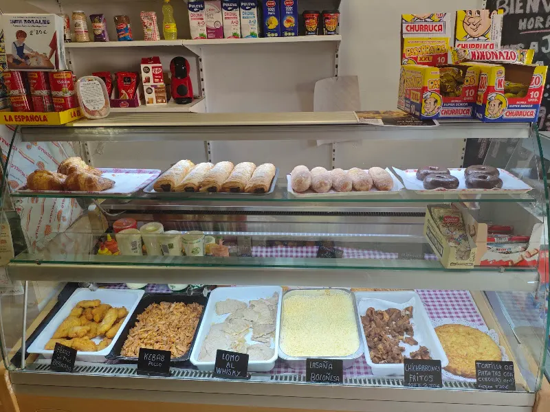 POLVILLO LUIS MONTOTO - Panadería en Sevilla - foto 2