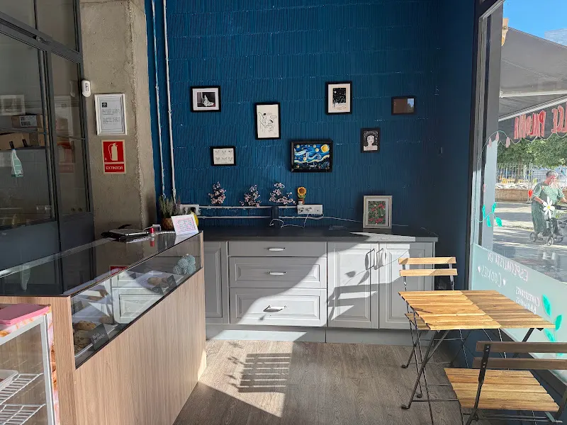 Dulce Paloma Cookie Shop - Pastelería en Sevilla - foto 2