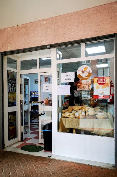 Panaderia Horno Virgen Del Rosario - Panadería en Sevilla - foto 2